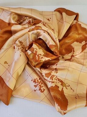 VINTAGE WORLD MAP SCARF